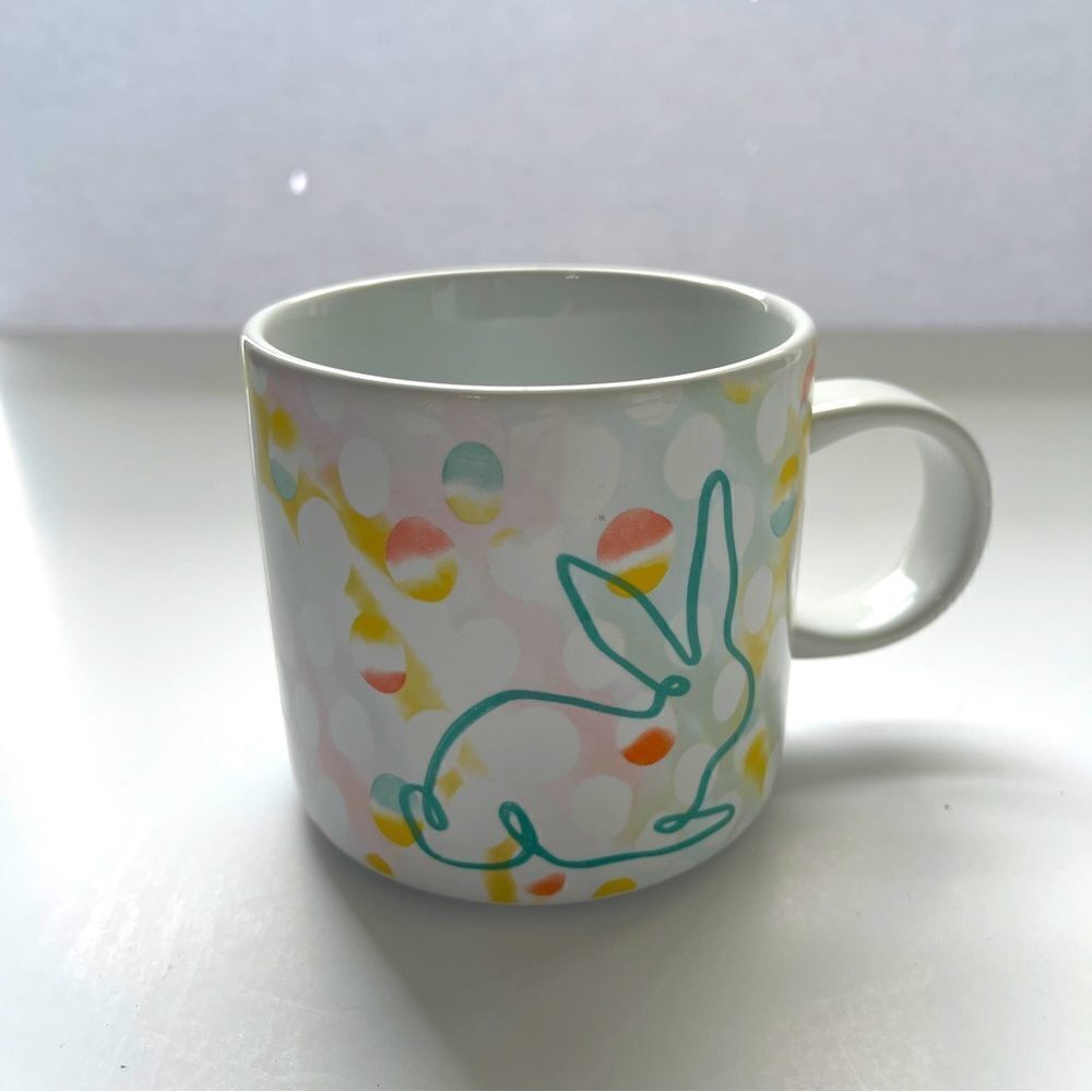 Starbucks 2018 Easter Rabbit Mug, 12 oz Collectible‎
